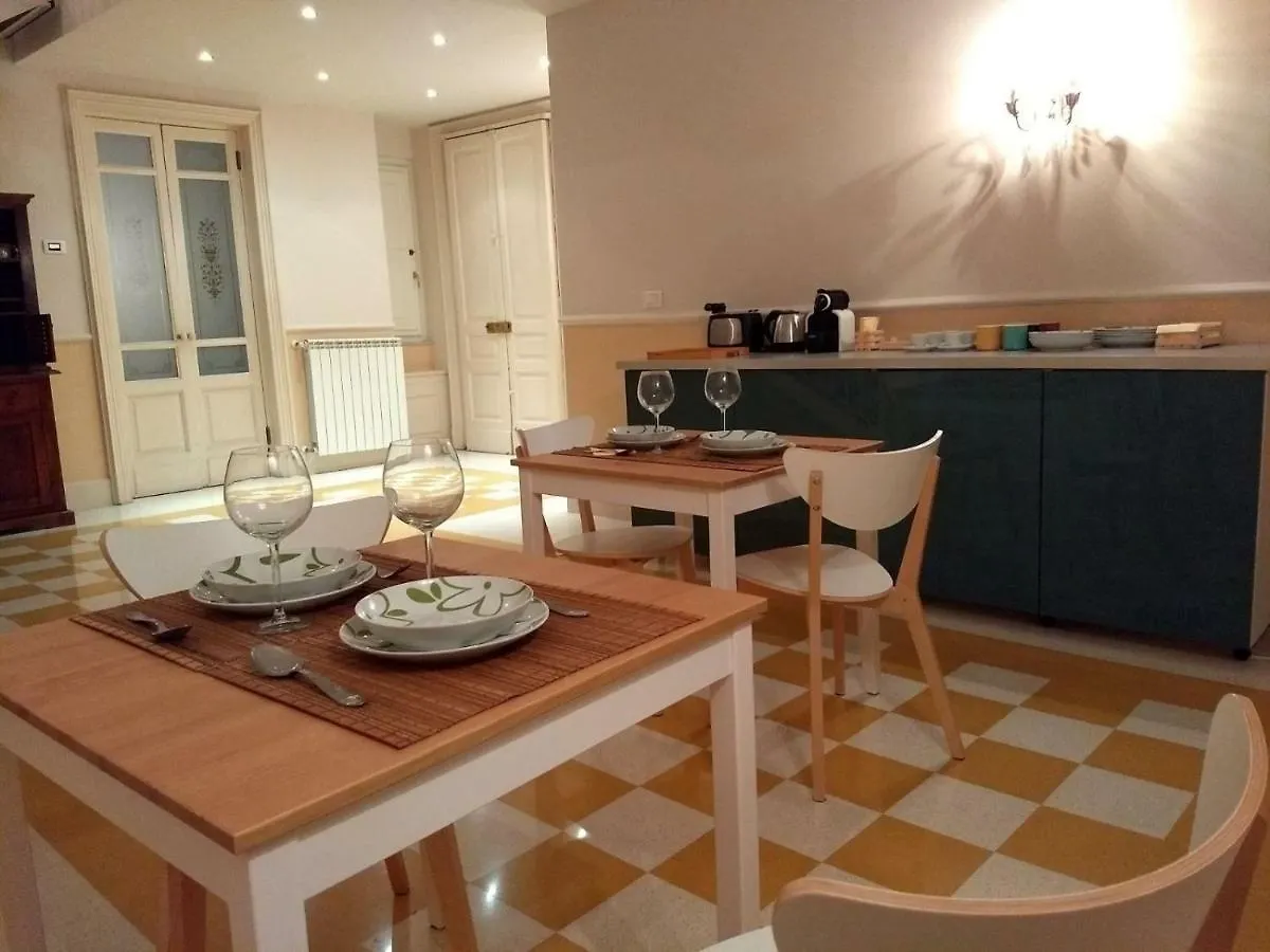 Hotel Mamma Mia Prestige Catania 0*,  Italia